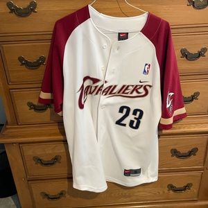 Cavaliers jersey